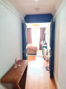 Căn hộ The Hyco4 Tower, Quận Bình Thạnh Căn hộ The Hyco4 Tower tầng 12 diện tích 75m2, đầy đủ nội thất.