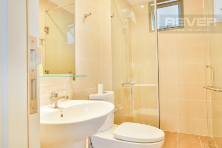 Phòng tắm thiết kế hiện đại Căn góc tầng cao T4A Masteri Thảo Điền