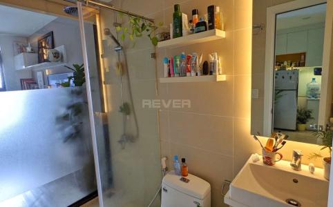 Phòng tắm M-One Nam Sài Gòn, Quận 7 Căn hộ Officetel M-One Nam Sài Gòn view hồ bơi, hướng Tây Bắc.