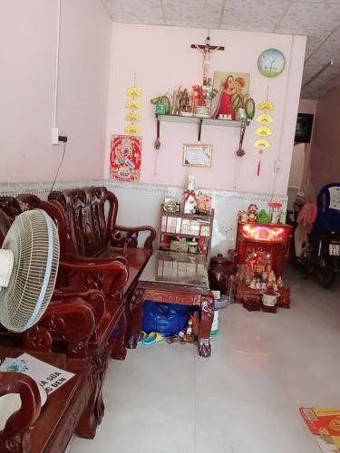 Nhà phố Tân Nhựt Bình Chánh Cho thuê nhà phố 1 trệt 1 lầu, không nội thất Tân Nhựt Bình Chánh