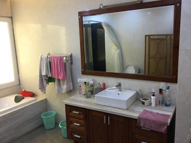 Không gian nhà phố Quận 7 Nhà phố mặt tiền đường tại KDC Nam Long, thiết kế vô cùng sang trọng.