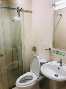 Phòng tắm căn hộ Moonlight Boulevard, Bình Tân Căn hộ Moonlight Boulevard tầng 5 có 2 phòng ngủ, nội thất cơ bản.