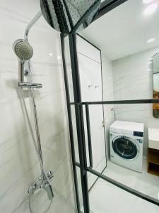 Phòng tắm căn hộ Saigon South Residences Căn hộ Saigon South Residences tầng trung, đầy đủ nội thất