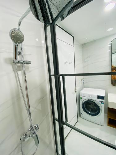 Phòng tắm căn hộ Saigon South Residences Căn hộ Saigon South Residences tầng trung, đầy đủ nội thất