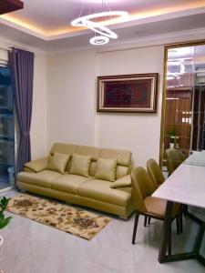 Phòng khách căn hộ SUNRISE RIVERSIDE Bán căn hộ Sunrise Riverside 2PN, tầng trung, đầy đủ nội thất