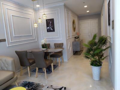 Phòng khách căn hộ Vinhomes Golden River Cho thuê officetel Vinhomes Golden River 2PN, tháp The Aqua 3, đầy đủ nội thất