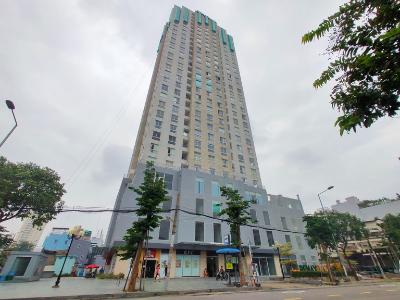 Remax Plaza Căn hộ Remax Plaza tầng cao nội thất cơ bản, view thành phố sầm uất.