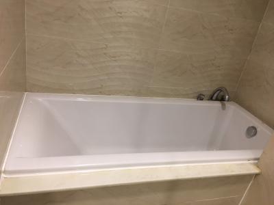 Toilet Vinhomes Central Park Căn hộ Vinhomes Central Park tầng trung, đầy đủ nội thất.