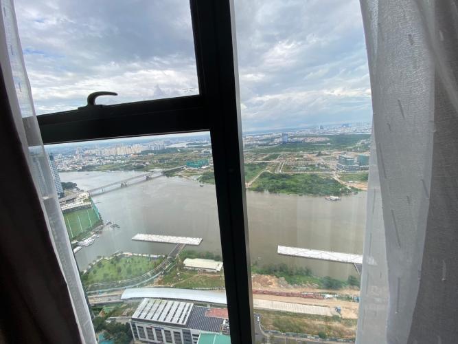 view Căn hộ Vinhomes Golden River tầng cao, nội thất đầy đủ.