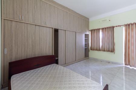 Nhà phố quận 7 Nhà phố mặt tiền hướng Nam, khu dân cư an ninh yên tĩnh.