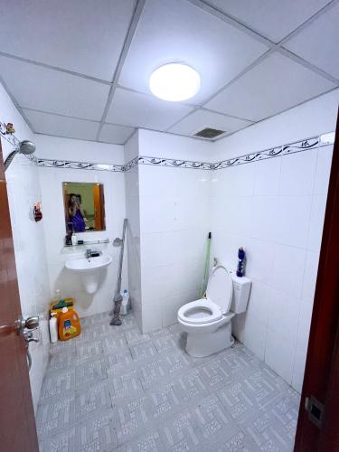 Phòng tắm Hiệp Thành Buildings, Quận 12 Căn hộ Hiệp Thành Buildings ban công hướng Bắc, nội thất cơ bản.