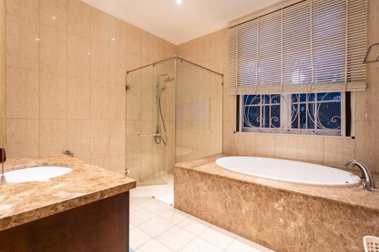 VN_09368-2 Bán nhà mặt tiền Lê Văn Lương, Nhà Bè, đầy đủ nội thất, cách KDC Phước Kiển A 400m