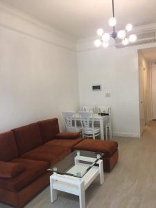 Phòng ngủ The Manor, Bình Thạnh Căn hộ The Manor đầy đủ nội thất, ban công hướng Đông Nam.