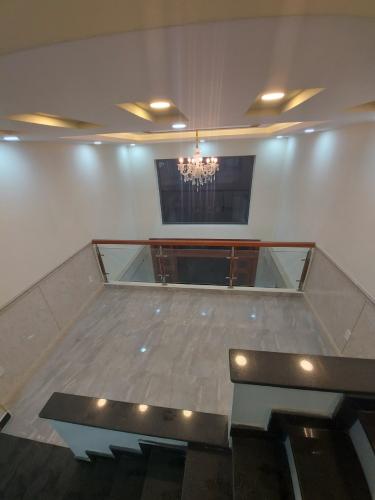 Không gian nhà phố Quận Gò Vấp Nhà phố diện tích 64m2, kết cấu 1 trệt 3 lầu và sân thượng, sổ hồng riêng.