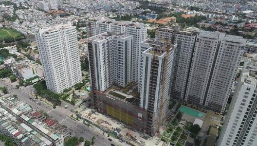 Căn hộ Central Premium, Quận 8 Căn hộ Central Premium tầng 29 view nội khu hồ bơi, nội thất cơ bản.