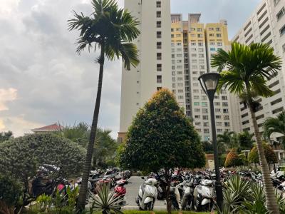 Căn hộ The Eastern, Quận 9 Căn hộ The Eastern tầng 19 ban công thoáng mát, đầy đủ nội thất.