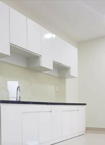 Bên trong căn hộ Topaz Elite Căn hộ tầng cao Topaz Elite không kèm nội thất, view thành phố.