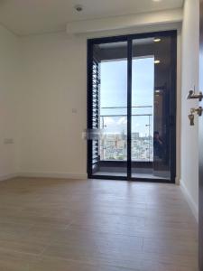 Phòng ngủ Kingdom 101, Quận 10 Căn hộ Kingdom 101 view thành phố, tầng trung.