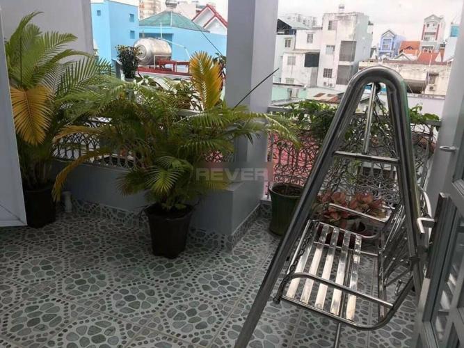 Sân thượng nhà phố 803/23/10/14 Huỳnh Tấn Phát Nhà phố diện tích sử dụng 137.8m2, đón hướng Tây Bắc.