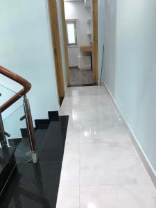 Bên trong nhà phố Gò Vấp Nhà phố cửa hướng Đông hẻm xe hơi rộng, kết cấu 3 tầng.