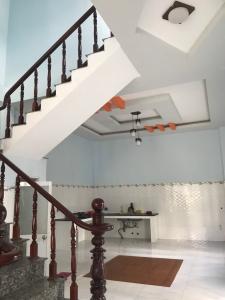 Không gian nhà phố quận 9 Nhà phố quận 9 rộng 81.7m2, mặt tiền ngay ngã 3 đường.