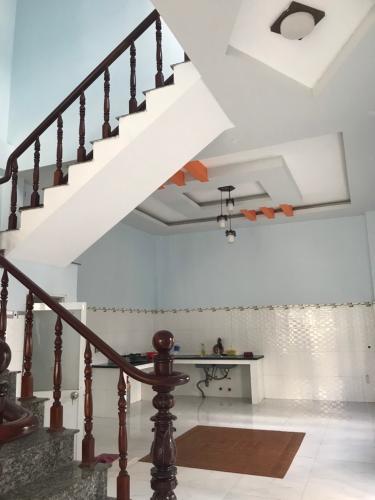 Không gian nhà phố quận 9 Nhà phố quận 9 rộng 81.7m2, mặt tiền ngay ngã 3 đường.