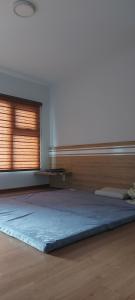 Không gian căn hộ La Astoria, Quận 2 Căn hộ La Astoria thiết kế hiện đại có 1 gác lửng, nội thất cơ bản.