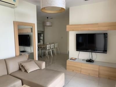 Phòng khách Star Hill Phú Mỹ Hưng, Quận 7 Căn hộ Star Hill Phú Mỹ Hưng tầng trung, view nội khu hồ bơi.