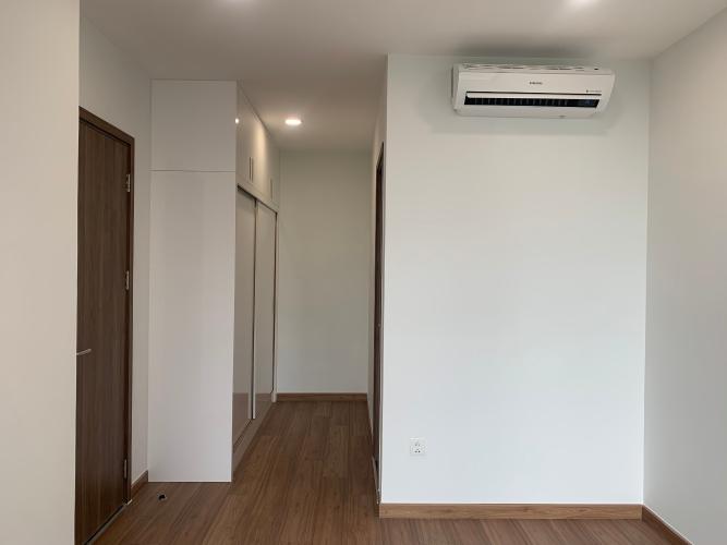 Phòng ngủ Eco Green Saigon Căn hộ Eco Green Saigon bàn giao nội thất cơ bản, tiện nghi.