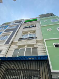 Nhà phố Quận 3 Nhà phố kết cấu 1 trệt 3 lầu, hẻm cụt rộng 4.5m đường Nguyễn Thông.