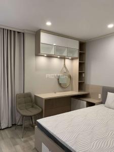 Phòng ngủ căn hộ Homyland 3 Căn hộ Homyland Riverside cửa chính hướng Bắc, tầng cao view nội khu.