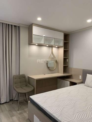 Phòng ngủ căn hộ Homyland 3 Căn hộ Homyland Riverside cửa chính hướng Bắc, tầng cao view nội khu.