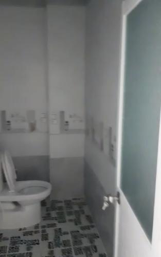 Không gian nhà phố Quận Bình Tân Nhà phố hẻm rộng 7m thông đường số 8 ngay chợ Bình Long, pháp lý đầy đủ.