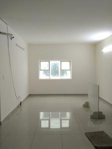 Phòng ngủ Oriental Plaza, Tân Phú Căn hộ Oriental Plaza tầng trung, view nội khu mát mẻ.