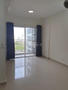 Phòng khách căn hộ Sunrise Riverside, Nhà Bè Căn hộ Sunrise Riverside ban công hướng Đông Nam, view nội khu.