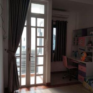 Nhà phố Quận Bình Thạnh Nhà phố hẻm xe hơi đường Nguyễn Văn Đậu, diện tích 27m2.