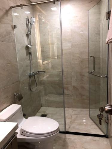 Căn hộ Vinhomes Central Park, Bình Thạnh Căn hộ Vinhomes Central Park tầng trung, thiết kế hiện đại.