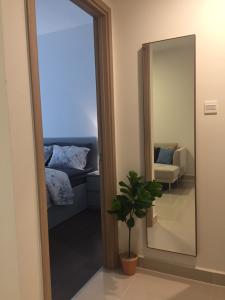 Phòng ngủ căn hộ 1PN The Sun Avenue Căn hộ The Sun Avenue tầng trung, đón view nội khu.