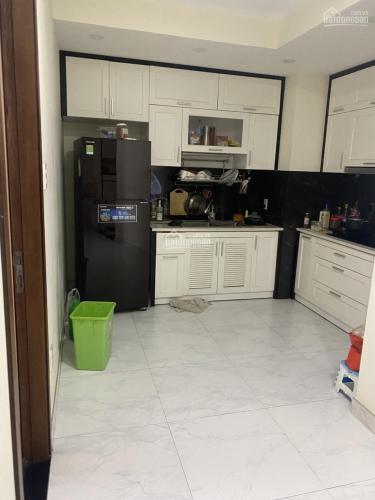 Phòng bếp căn hộ Green Building, Quận 9 Căn hộ Green Building view thành phố cực thoáng, đủ tiện nghi.