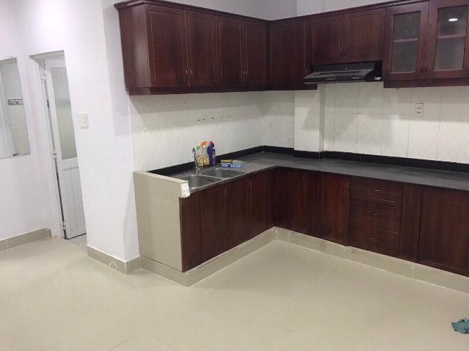 Nhà bếp nhà phố quận 7 Bán nhà hẻm Huỳnh Tấn Phát 5x19m, thiết kế hiện đại, không gian thoáng mát, sổ hồng chính chủ, giao nhà ngay.