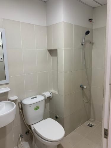 Phòng tắm Ehome 3, Bình Tân Căn hộ Ehome 3 nội thất cơ bản, hướng Đông Nam.