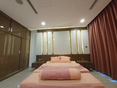 phòng ngủ CHO THUÊ CĂN HỘ VINHOMES GOLDEN RIVER TẦNG CAO