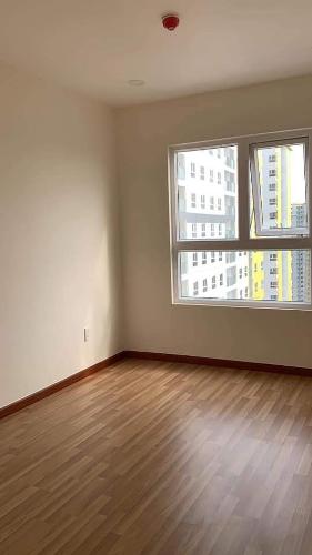 phòng ngủ căn hộ diamon riverside Căn hộ Diamond Riverside ban công hướng Đông, nội thất cơ bản.