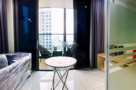 Văn phòng Vinhomes Central Park, Bình Thạnh Văn phòng Vinhomes Central Park hướng Tây Bắc, đầy đủ nội thất.