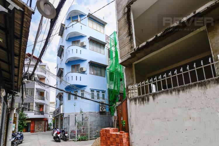 Mặt Sau Nhà phố đường Phạm Viết Chánh Quận 1, 6 phòng ngủ