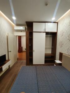 Căn hộ LuxCity, Quận 7 Căn hộ Luxcity view nội khu, nội thất cơ bản.