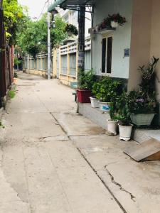 Đường hẻm nhà phố Nguyễn Duy Cung, Gò Vấp Nhà phố hướng Bắc, hẻm trước nhà thông thoáng 1 trục 4m.