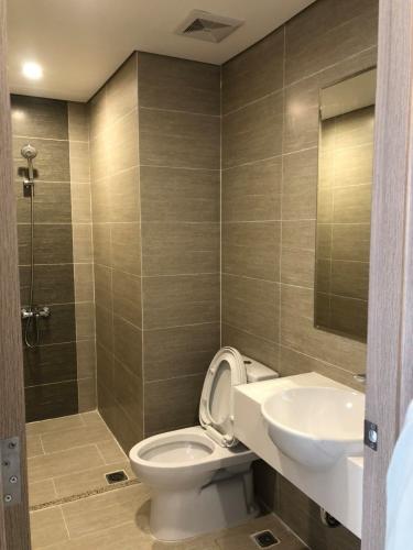 Toilet Vinhomes Grand Park Quận 9 Căn hộ Vinhomes Grand Park view ngoại khu, nội thất cơ bản.