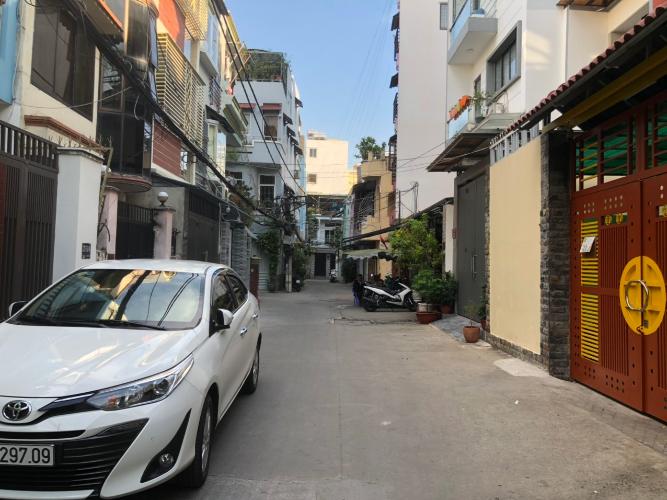 Đường hẻm nhà phố Quận Bình Thạnh Nhà phố Q.Bình Thạnh diện tích sử dụng 260.7m2, sổ hồng pháp lý rõ ràng.