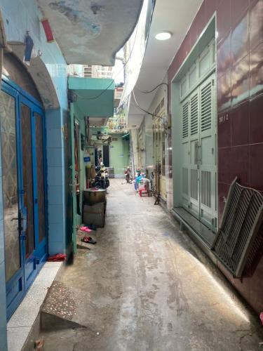 Hẻm vào nhà phố quận 7 Bán nhà phố hẻm đường Lê Văn Lương, Tân Hưng, quận 7, diện tích đất 28.6m2, sổ hồng đầy đủ